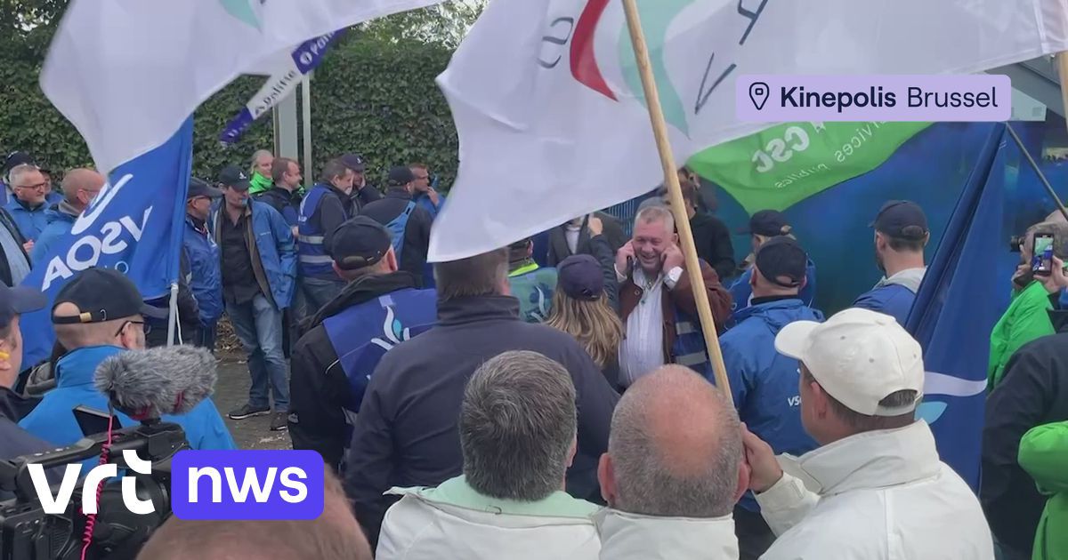 Les syndicats de police organisent une manifestation devant le congrès du Parti libéral flamand