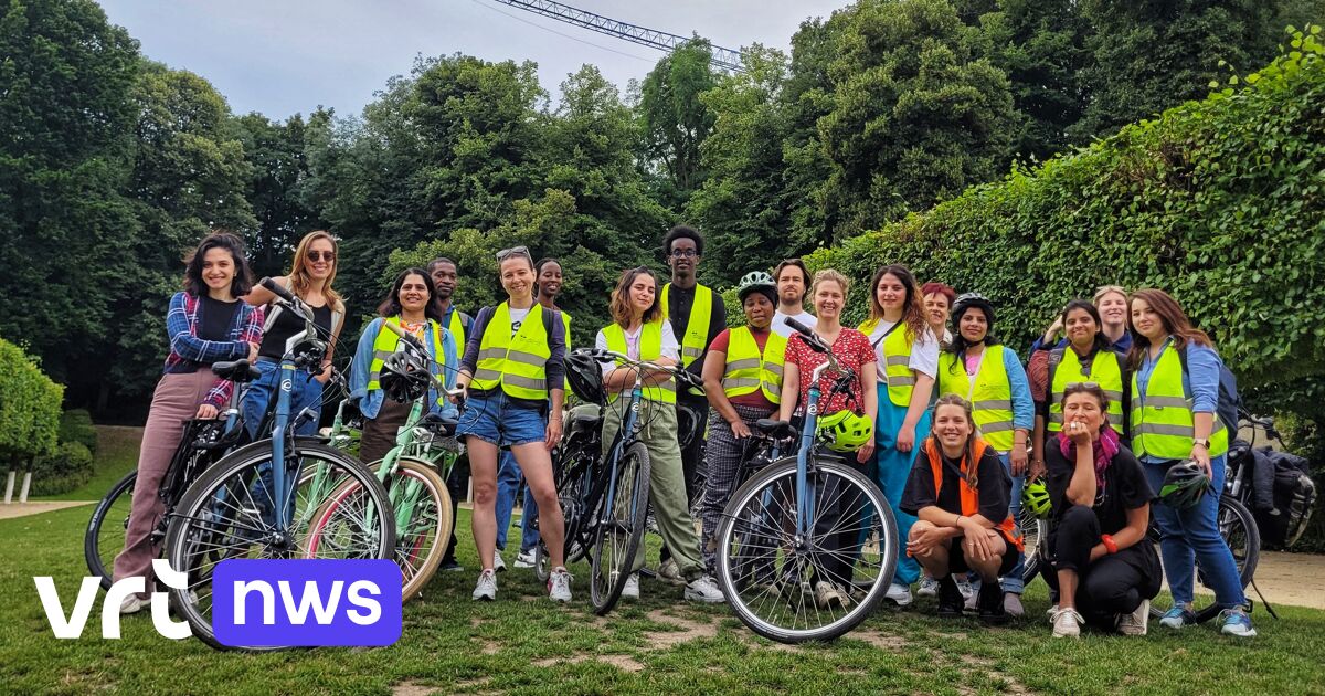 Le cours de cyclisme donne aux nouveaux arrivants la confiance nécessaire pour négocier le trafic bruxellois