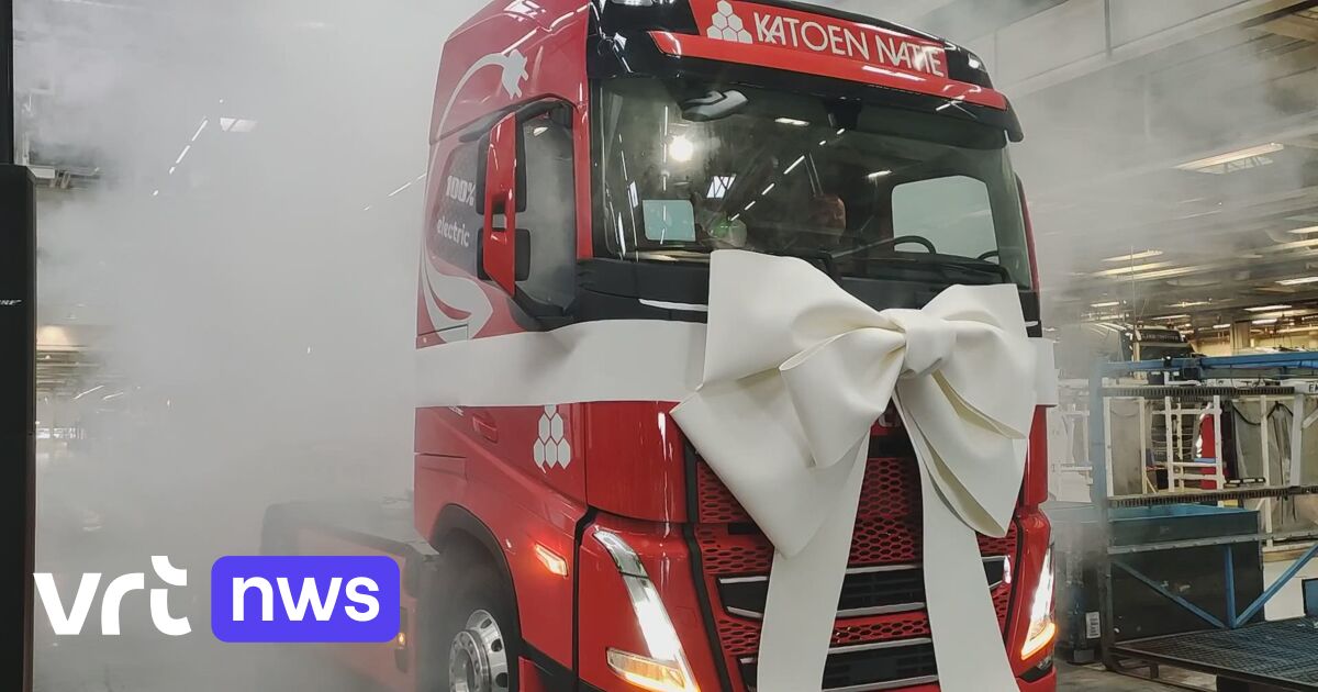 Volvo dévoile le premier camion électrique à Gand (VIDEO)