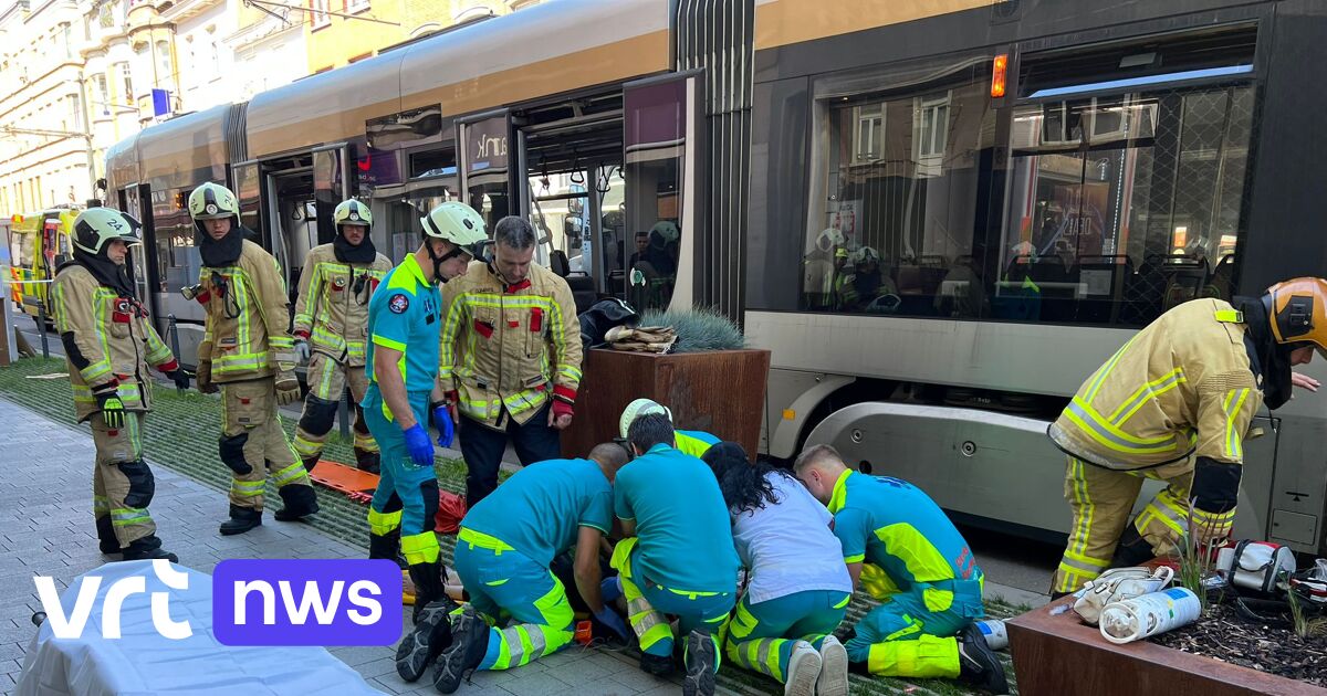 Une femme grièvement blessée après avoir été percutée par un tram à Anderlecht
