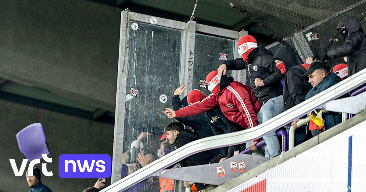 Le match de Coupe a été interrompu pendant plusieurs minutes en raison de troubles du public.