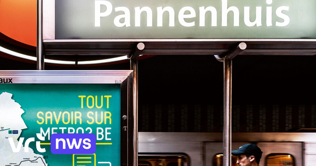 Services de métro suspendus au moins une fois par jour en raison de personnes marchant sur la voie
