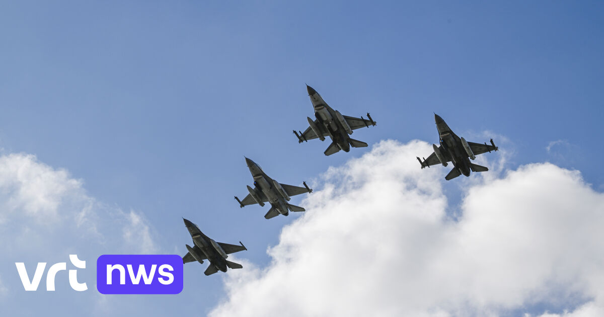 Le président Zelensky se rend en Belgique et en Ukraine pour recevoir 30 avions de combat F-16 avant 2028, selon le ministre des Affaires étrangères