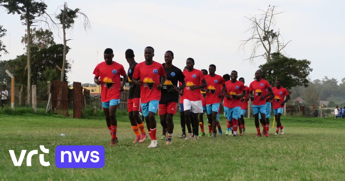 Un Anversois organise une course entre les terrains de football anglais pour collecter des fonds pour des terrains de football durables en Afrique