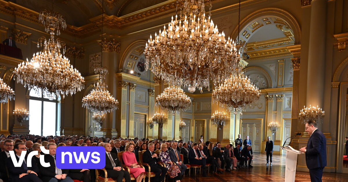 Filip, roi des Belges: `` Bruxelles ne doit pas devenir le symbole de la blocage ''