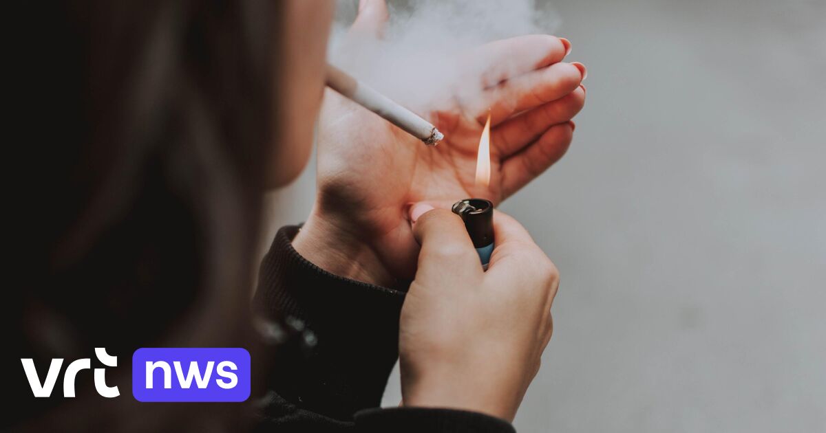 Interdiction de fumer sur les terrasses du pub: qu'est-ce que le nouveau gouvernement en réserve pour notre santé?