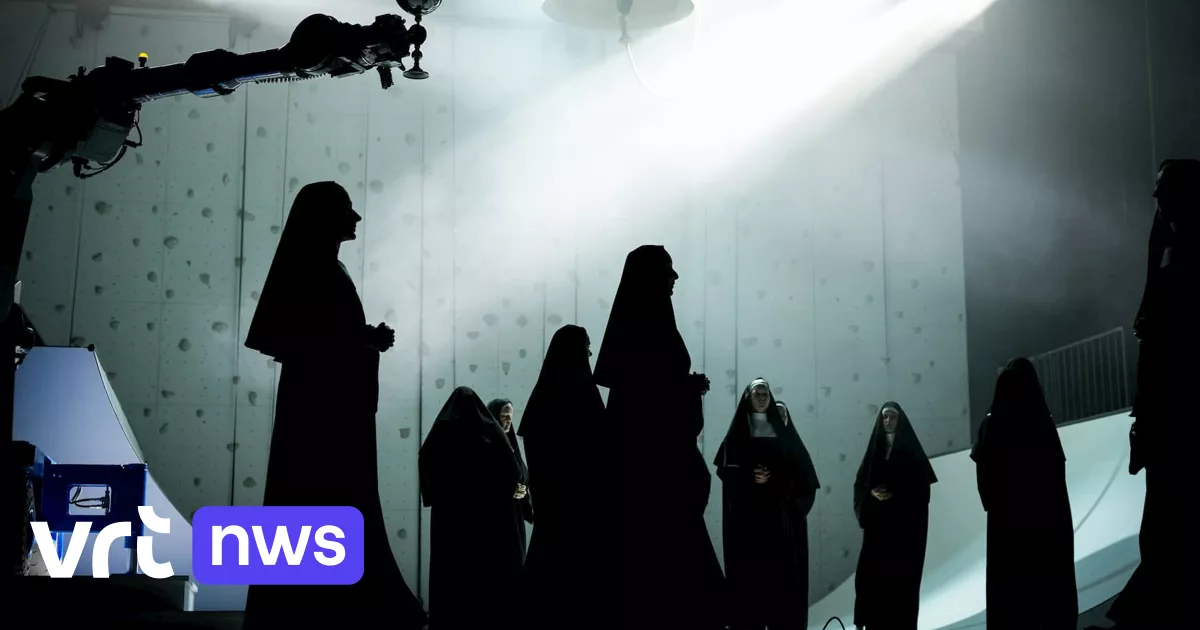 L'évêque d'Anvers prépare une production d'opéra avec des religieuses lesbiennes sur des patins à roulettes