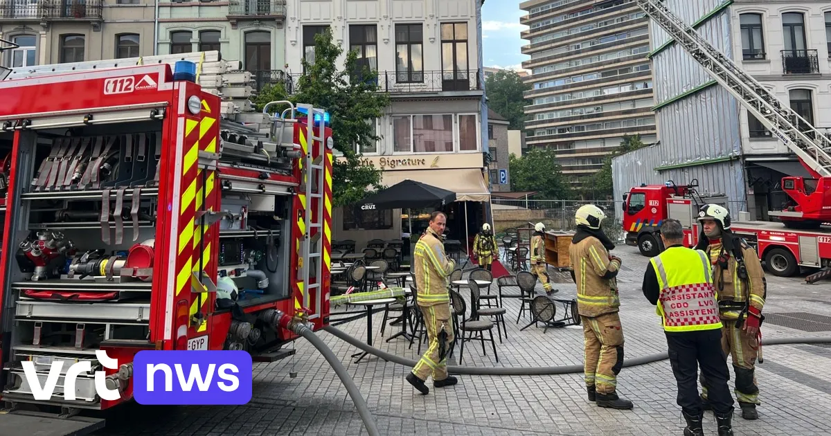 3 collaborateurs terrassés par la fumée lors d'un incendie compliqué à la brasserie Jourdanplein à Etterbeek